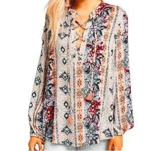 EUC Show Me Your Mumu Bobo Tie Front
Top Size XS